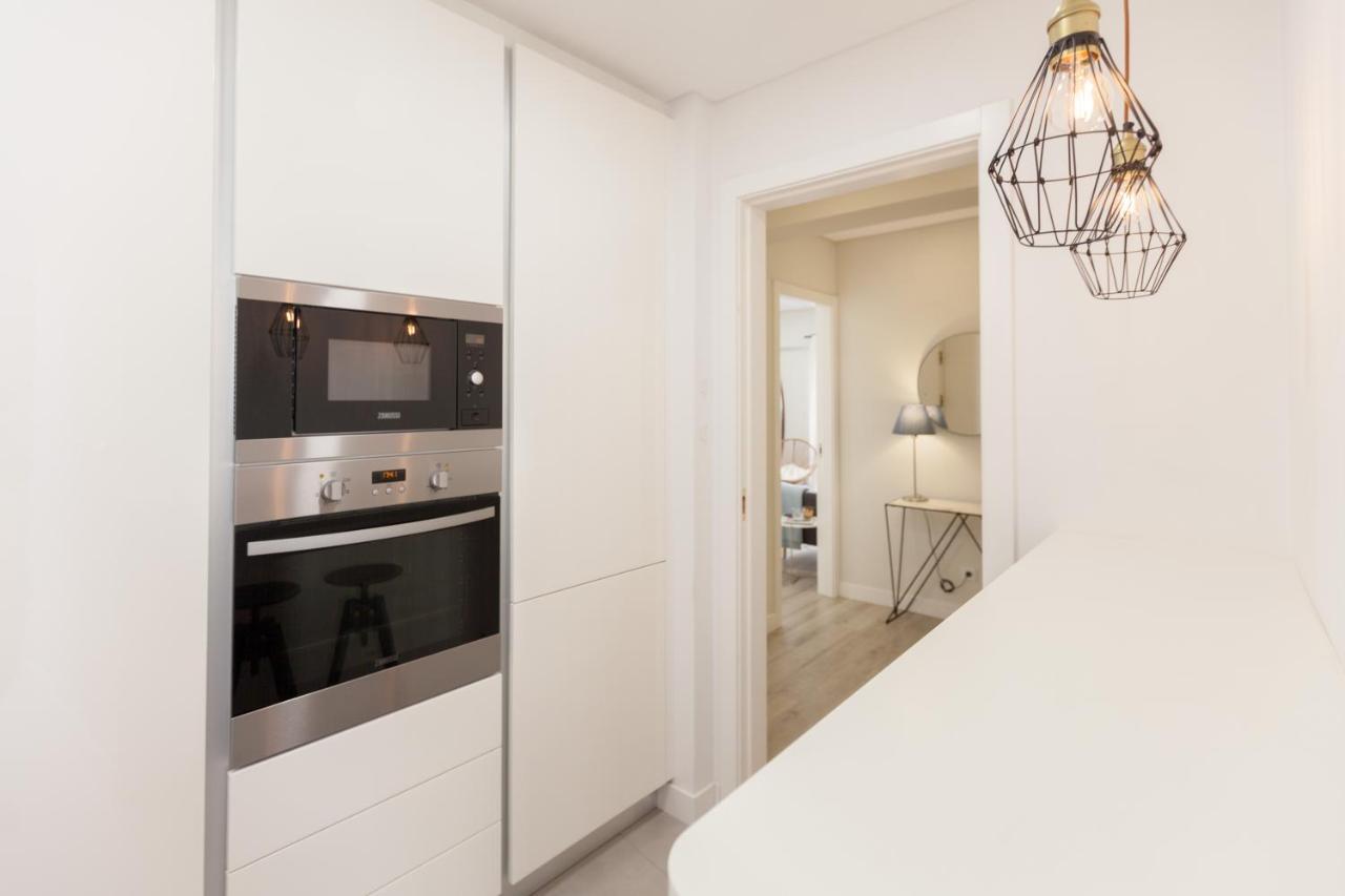 Flh Marques Pombal Flat With Balcony Apartment ลิสบอน ภายนอก รูปภาพ